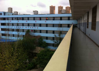 1 (27) 昆明财经学校2019年五年制招生报名条件