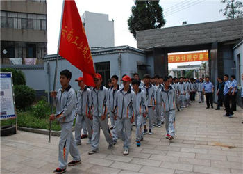 0 (482) 云南曲靖技师学院2019年招生报名咨询