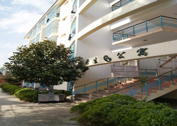 1 (281) 云南新兴职业学校2019年五年一贯制大专招生网