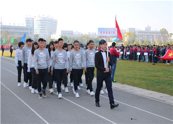 1 (81) 曲靖高级技工学校2019年报名须知