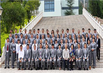 2 (23) 昆明骨伤科中等专业学校2019年五年制大专招生咨询报名