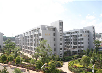 2012041117060873499 曲靖市农业学校2019年普通中专招生简介