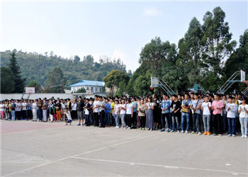 20140918171217349 云南经贸外事职业学校2019年三年制普通中专报名时间