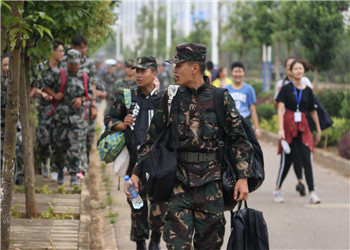 2017 (144) 昆明工商学院2018年五年一贯制大专报名网站