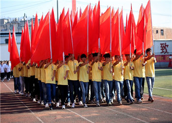 1 (19) 云南经贸外事职业学校2019年三年制中专招生咨询