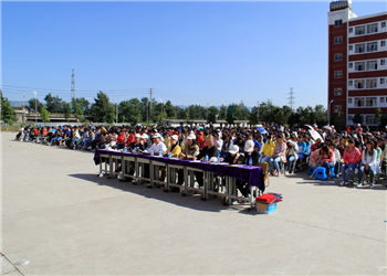 1 (15) 曲靖高级技工学校2019年三年制普通中专报名方法