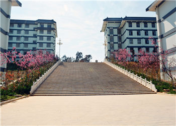 1 (17) 昆明卫生职业学院2019年函授报名咨询方式