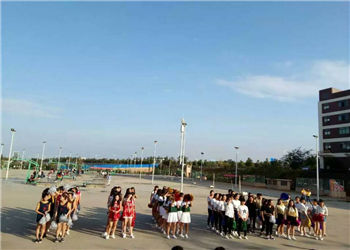 1 (32) 云南商务职业学院2019年五年一贯制大专招生电话