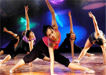 1 (35) 昆明艺术职业学院2019年中等专业招生介绍