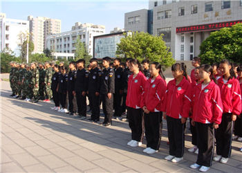 1 (41) 曲靖财经学校2019年计划内招生简章