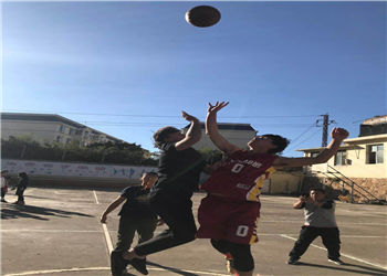 1 (51) 昆明市化工技工学校2019年普通中专热门招生专业