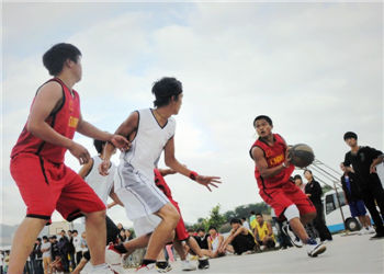 1 (52) 文山三鑫学院2019年五年一贯制大专录取分数线