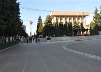 1 (553) 曲靖工业技师学院2019年报名联系电话