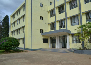 1 (67) 昆明市台湘科技学校2019年普通中专招生联系电话