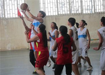 1 (1) 麒麟工商技术学校2019年三校生招生简章