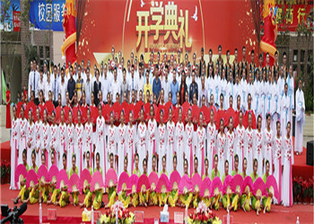 1 (40) 曲靖麒麟长兴技术学校2020年专业及介绍