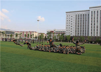 曲靖护理学校2021年招收往届毕业生吗