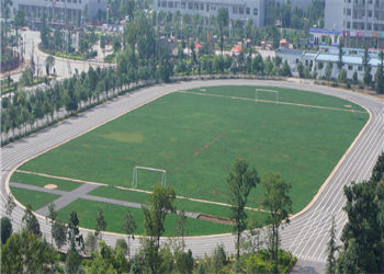 云南省曲靖财经学校2021年五年制大专简介