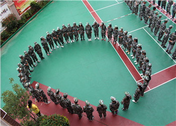 云南省曲靖市长兴学校2021年普通中专招生学历