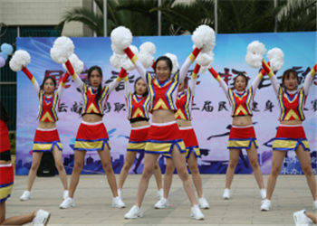 云南昆明旅游学校2021年五年制高职多少学费