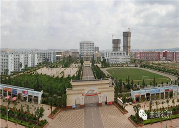 曲靖财经学校2022年普通中专班如何读大专