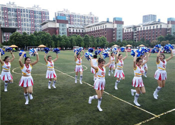 云南经贸外事职业学院三校生2022年报名限制人数吗