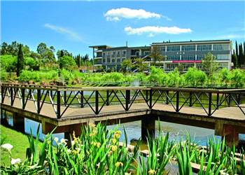 云南交通运输职业学院2023年五年制收费标准