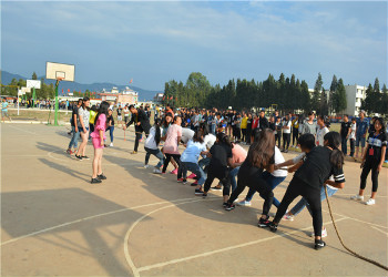 昆明市台湘科技学校2023年招收往届初中生吗