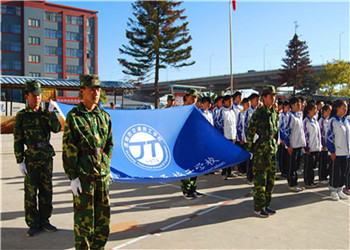 昆明市交通技工学校2023年有五年制大专吗