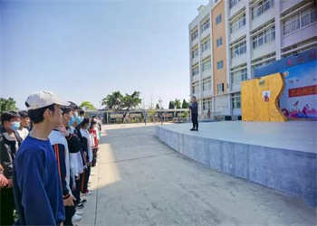 文山州工商信息管理学校2023年五年制学费多少钱