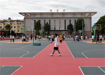 曲靖口腔学校2025年五年制大专招生简章