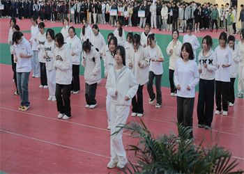 云南技校2025年昆明滇越技工学校报名条件