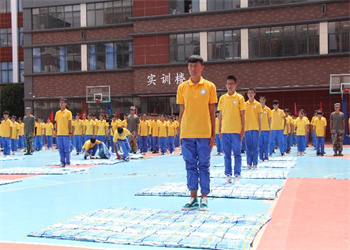 云南省电子信息高级技工学校2025年职教高考报名指南