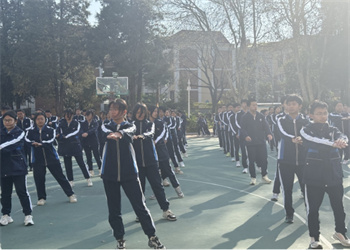 昆明市旅游职业中学2026年五年制大专录取条件