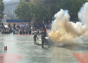 昆明众邦技工学校2026年报名费多少钱